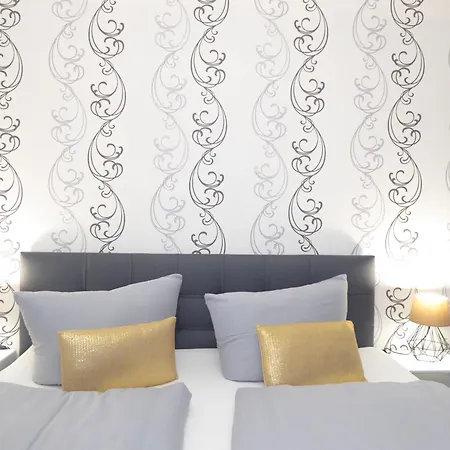 Glamory Pool Sauna Wifi 6 Personen Near Bikepark Balkon Ps4 Apartment Winterberg