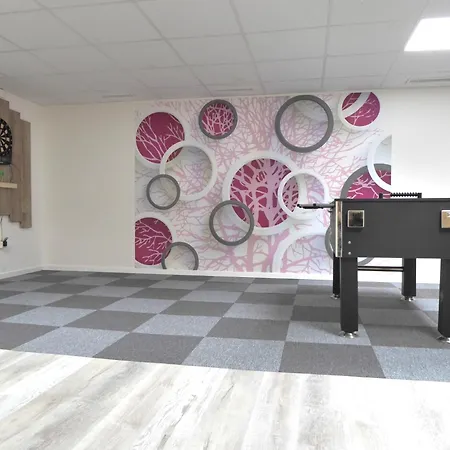 Apartment Glamory Pool Sauna Wifi 6 Personen Near Bikepark Balkon Ps4