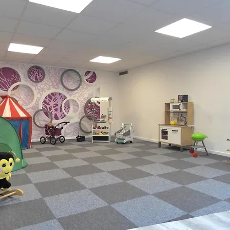 Glamory Pool Sauna Wifi 6 Personen Near Bikepark Balkon Ps4 Apartment