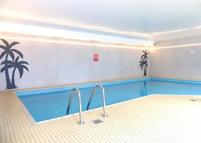 Daire Glamory Pool Sauna Wifi 6 Personen Near Lift Balkon Ps4 *