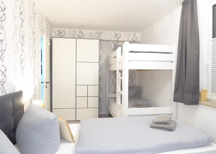 Glamory Pool Sauna Wifi 6 Personen Near Lift Balkon Ps4 Winterberg