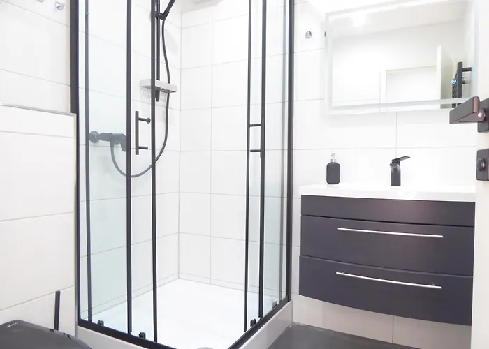 Glamory Pool Sauna Wifi 6 Personen Near Lift Balkon Ps4 * Winterberg