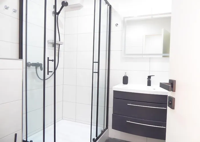 Glamory Pool Sauna Wifi 6 Personen Near Lift Balkon Ps4 * Winterberg