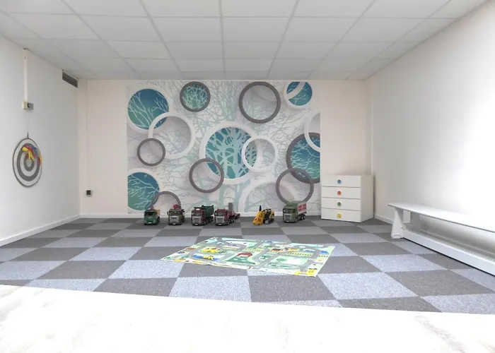 Glamory Pool Sauna Wifi 6 Personen Near Lift Balkon Ps4 Daire