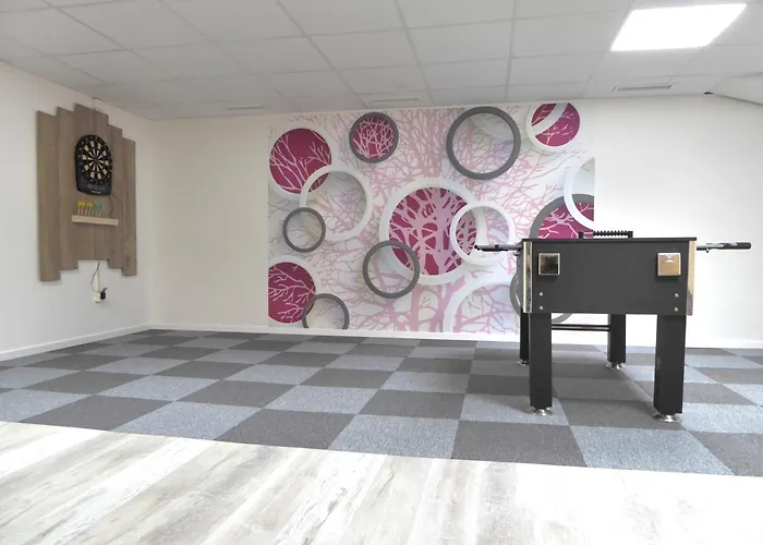 Apartamento Glamory Pool Sauna Wifi 6 Personen Near Lift Balkon Ps4